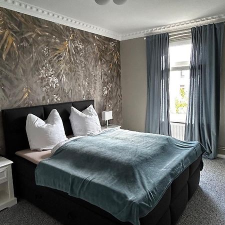 Traumhafter Altbaucharme In Zentraler Lage Apartment Kiel Luaran gambar